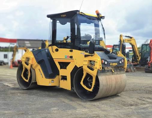BOMAG BW 151 AD-2 Smooth Drum Roller