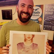 📸 We love it when someone new brings a record along. Last night we had a  staggering seven new debutants! 🍯 Joining the JAM Dundee in The Gunners  Bar this week was -