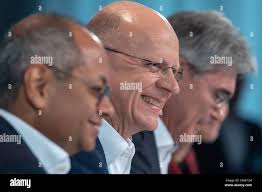 Joe kaeser l hi-res stock photography and images