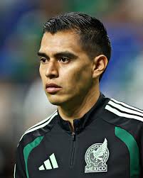 MATADOR!🇲🇽🙋🏼‍♂️ Aquél mundial de Francia 1998 dónde Luis Hernández  anotó 4 goles y fue uno de los jugadores más relevantes. Olfato goleador.