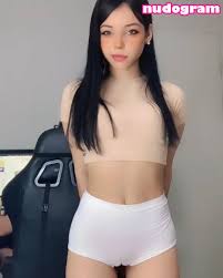 Baby_leviataan Гола изтичане OnlyFans снимка 2 - Nudogram v2.1