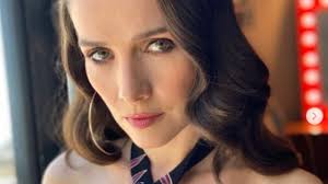 A pocas semanas de haber hablado a fondo de la crianza de merlín atahualpa, el hijo que tiene con ricardo mollo, natalia oreiro enterneció a sus seguidores al compartir un momento especial en la. Natalia Oreiro Hablo Sobre Merlin Atahualpa Mi Hijo Es Un Nino Feminista Pronto