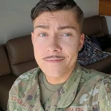 Emari Mcclellan's Instagram, Twitter & Facebook