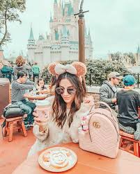 8 Disneyland Lightroom Presets Mobile Lightroom Presets Blogger Insta Cute Disney Pictures Disney World Outfits Disney Photography
