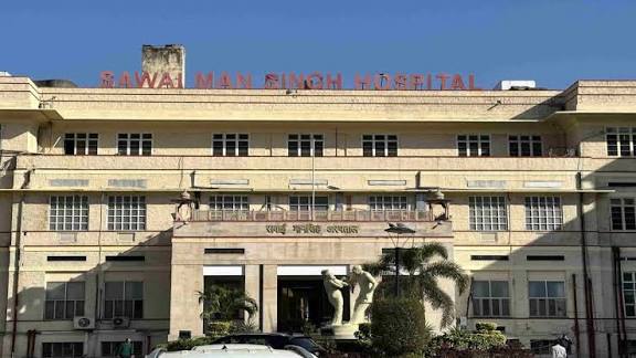 SMS अस्पताल में नई व्यवस्था, इलाज मिल रहा है या नहीं, इसकी शिकायत अब क्यूआर कोड से होगी