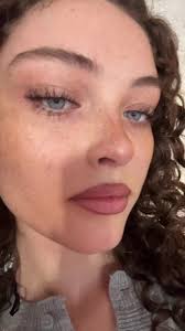 Who (@sydinthecityy)’s videos with All Sparkles, Like Magic!