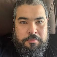 Robert Guzman (@Fab4Tech)