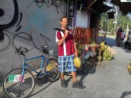 Siostra krzysztofa chmielewskiego w rozmowie z „super expressem podejrzewa, że jej brat padł ofiarą mordu rytualnego. 51 Wypraw Krzysztofa Chmielewskiego Podroznik Ktory Przegral Ze Zlem