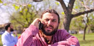 El dirigente social y el empresario se cruzaron con una serie de mensajes en twitter y todo parece. Juan Grabois Alberto No Es Un Humanista Revolucionario Pero No Es Lo Mismo Que Macri