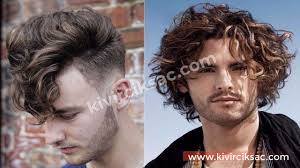 Son yıllarda ise erkekler de kıvırcık saça sahip olmanın önemini anlamaya başladılar. Erkekler Icin Kivircik Sac Modelleri Kivircik Sac