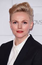 Maxine peake recruits neville salon for the red carpet