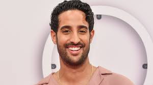 She is fluent in english, french and arabic. Markt Erkunden Darum Ist Sami Slimani Nach Dubai Gezogen Promiflash De