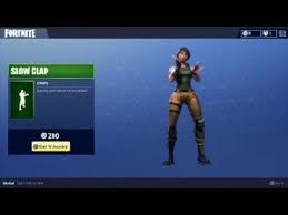 Fortnite Slow Clap Emote Dance Taunt Fortnite Battle Royale Video Game Fortnite Battleroyale Fnbr Fortnite Taunt Dance