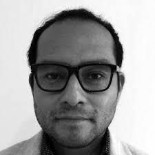 Midwife for migrant women