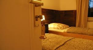 Pension haus am bach in allershausen befindet sich in einer gegend, die unter anderem mit ihrer nähe zum flughafen und guten einkaufsmöglichkeiten punktet. Book Direct Haus Am Bach Allershausen Promo Code 2021