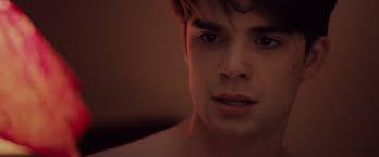 Daniel Doheny as Alex in the movie Alex Strangelove
