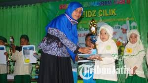 .mp3 gratis, streaming hafalan surat pendek hafiz alwi dengan high quality audio mp3, hd video mp4 dan alwi gratis, ada 20 daftar lagu hafalan surat pendek hafiz alwi yang bisa anda download. Lomba Hafalan Surat Pendek Cara Tanamkan Kecintaan Terhadap Alquran Tribun Jatim