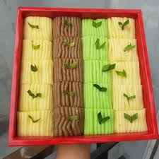 Rumah makan lubuk lagan terletak di daerah lubuak minturun, kota padang, sumatera barat. Oleh Oleh Khas Magetan