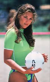 Daisy fuentes out for lunch in malibu. Daisy Fuentes Plays Volleyball Photo Who2
