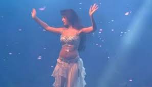 Jab nora fatehi ki entertaining performance karegi sabko madhosh! When Nora Fatehi Broke The Internet With Her Dance Moves At A Show And Then Dilbar Happened People News Zee News