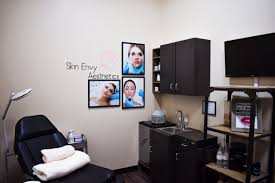 Mar 24, 2022 · becoming one of the country's most quintessential tastemakers in the fashion industry, perry's namesake brand has spent the last 30 years shaping how women see themselves through their wardrobe. About Skin Envy Aesthetics