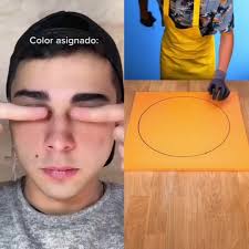 Que Color Era La Cobija Que Esta Atras Del Muchacho