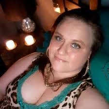 Kathleen Capps's Instagram, Twitter & Facebook