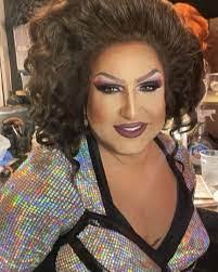 Carla Barden's Instagram, Facebook & TikTok