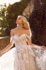 Elora Dotty Taylor Bridal Bridal Store In Holmfirth Near Huddersfield Wedding Dresses Lace Wedding Dress Cap Sleeves Wedding Dresses Romantic Tulle