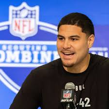 Edge rusher vertical jumps