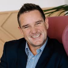 I am thrilled to have the opportunity to bring PikPok to Medellín Colombia. 