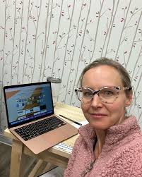 Dr. Erin Appleton, MD IBCLC