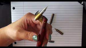 Features a removable brass flange, so it can be used as a straight or right handed oblique pen holder. 1 Pointed Pen Calligraphy 101 About Nibs And Oblique Holders Youtube