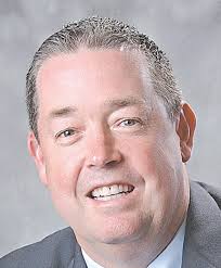 Green leaving treasurer's position to run for trustee