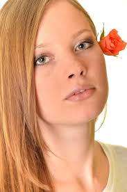 Imagens de Donna con una rosa sem royalties