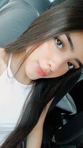 Hola mi amorsito claro que si quiero que seas mi amiga mi amante mi esposa  mi amor besitos para ti mi amor si no te gustan mis besos me los regresas mi