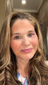 Roxanne Clayton's Instagram, Twitter & Facebook