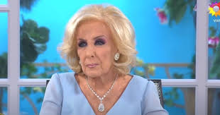 Mirtha legrand, una de las figuras más emblemáticas de la argentina, brilla en eltrece. Marcela Tinayre Told What Mirtha Legrand S Reaction Was When She Saw The Images Of Goldie S Funeral On Television Archynewsy