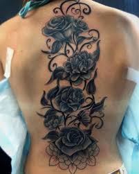Roses Spine Tattoo C Tattoo Artist Chat Tattoo Rose Tattoos For Women Spine Tattoos For Women Hand Tattoos For Women