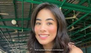 Blanca Lorenzana's Instagram, Twitter & Facebook