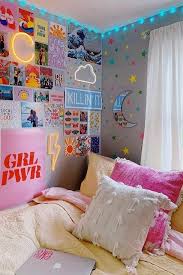 Dorm Wall Decor With Neon Signs Neonsignsdecor Simple And Unique Dorm Room Ideas For Girls With Nece In 2020 Unique Dorm Room Relaxing Bedroom Decor Girls Dorm Room