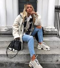 Entdecken sie die neue schuhe kollektion für für ihn von balenciaga ab jetzt auf unserer offiziellen website. Die 12 Besten Ideen Zu Balenciaga Schuhe Balenciaga Schuhe Balenciaga Outfit
