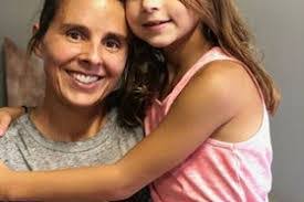 Carrie Swisher's Instagram, Twitter & Facebook