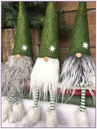 20 Christmas Gnome Ornaments A Quick Adorable Craft 00004 Weihnachtsdeko Selber Basteln Wichtel Basteln Diy Weihnachten Basteln