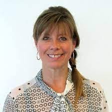 Darla Henderson's Instagram, Twitter & Facebook