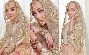 Enjoy a fascinating spectrum of cultures and traditions in a malay village. Accused Of Appropriating Indian Culture Malaysian Actress Mira Filzah Apologises For Wearing Traditional Clothes Video Showbiz Malay Mail