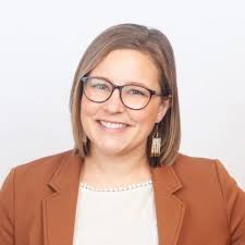 Roxanne Sutton (@stellafossa)