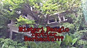 Contoh penggunaan rumah ini berhantu dalam sebuah kalimat dan terjemahannya. Explore Rumah Besar Mansions Di Signal Hill Kota Kinabalu Benar Berpuaka Youtube