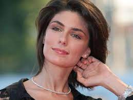 Born in rome, valle lived in ladispoli up to thirteen years; Anna Valle Chi E Eta Vita Privata E Curiosita Sull Attrice