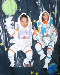 Busy toddler's guide to actual parenting. Futuristic Activities For Kids Fly To The Moon Lesson Plans And Companion Games Adventures Of Kids Creative Chaos